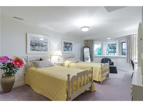 14 Holyrood Avenue, Oakville, ON - Indoor Photo Showing Bedroom