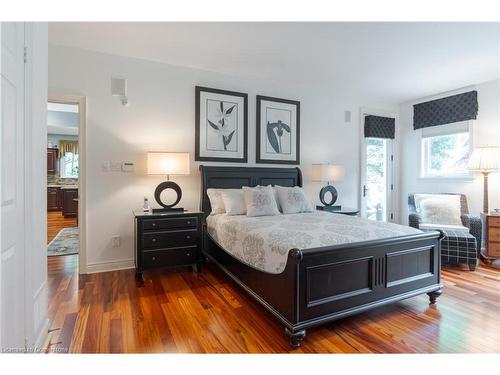 14 Holyrood Avenue, Oakville, ON - Indoor Photo Showing Bedroom