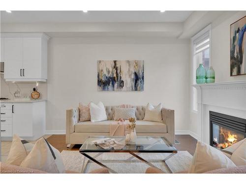 3079 Neyagawa Boulevard, Oakville, ON - Indoor Photo Showing Living Room With Fireplace