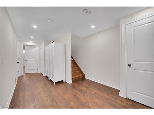 3079 Neyagawa Boulevard, Oakville, ON - Indoor Photo Showing Other Room