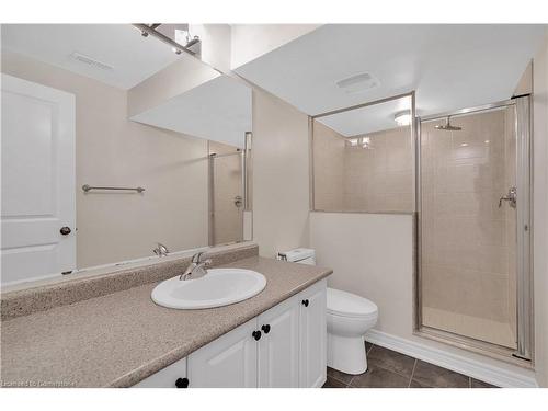 3079 Neyagawa Boulevard, Oakville, ON - Indoor Photo Showing Bathroom