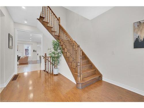 3079 Neyagawa Boulevard, Oakville, ON - Indoor Photo Showing Other Room