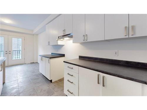 22 Sassafrass Rd Road, Springwater, ON - Indoor Photo Showing Kitchen