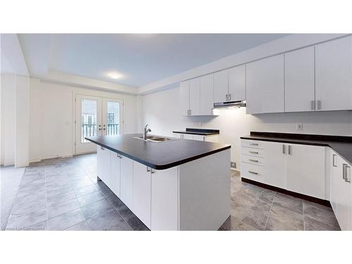 22 Sassafrass Rd Road, Springwater, ON - Indoor Photo Showing Kitchen