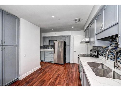 234 Erb Street E, Waterloo, ON - Indoor Photo Showing Kitchen With Double Sink With Upgraded Kitchen