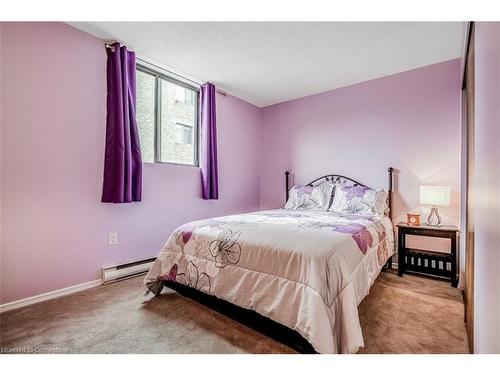 307-93 Westwood Road, Guelph, ON - Indoor Photo Showing Bedroom