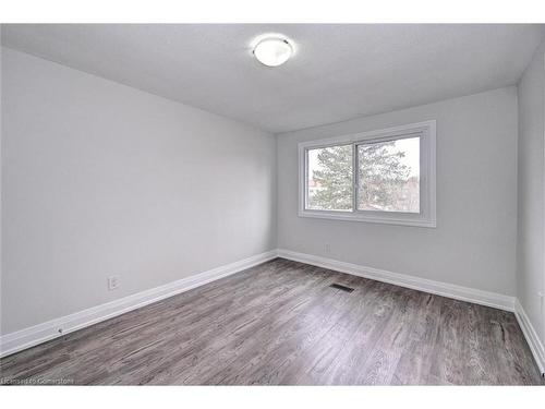 84 Heiman Street, Kitchener, ON - Indoor Photo Showing Other Room