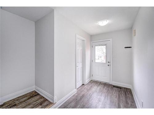 84 Heiman Street, Kitchener, ON - Indoor Photo Showing Other Room