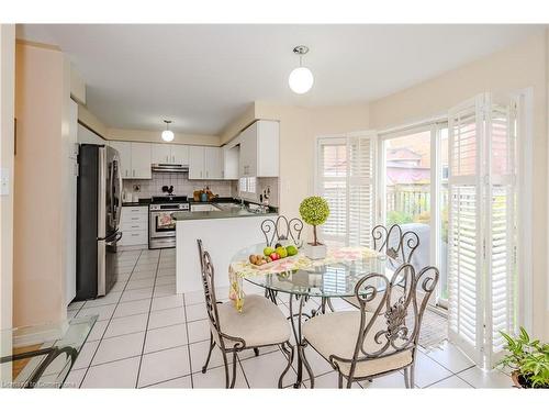 17 Marbleseed Crescent, Brampton, ON - Indoor Photo Showing Dining Room