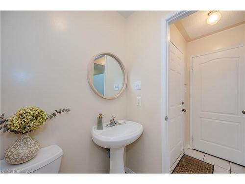 17 Marbleseed Crescent, Brampton, ON - Indoor Photo Showing Bathroom