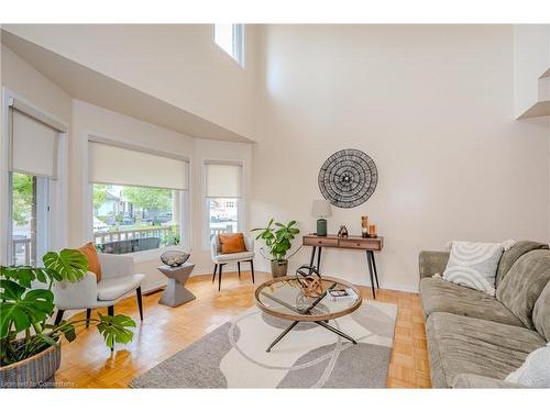 17 Marbleseed Crescent, Brampton, ON - Indoor Photo Showing Living Room