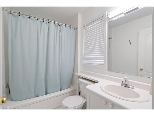 956 Huffman Crescent, Milton, ON - Indoor Photo Showing Bathroom