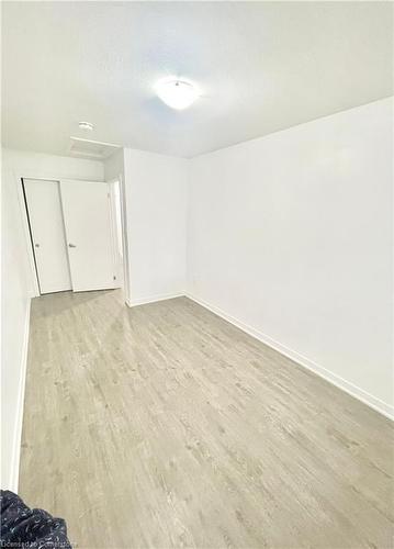 44 Pony Way, Kitchener, ON - Indoor Photo Showing Other Room