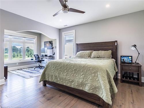 63 Poplar Street, Ancaster, ON - Indoor Photo Showing Bedroom