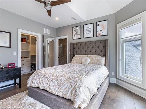 63 Poplar Street, Ancaster, ON - Indoor Photo Showing Bedroom