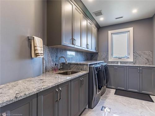 63 Poplar Street, Ancaster, ON - Indoor Photo Showing Kitchen