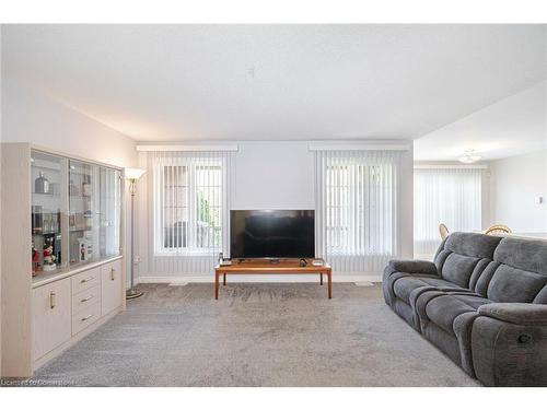 17 Lacorra Way, Brampton, ON - Indoor Photo Showing Living Room