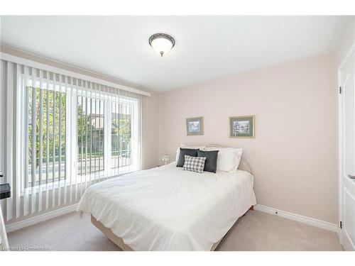 17 Lacorra Way, Brampton, ON - Indoor Photo Showing Bedroom