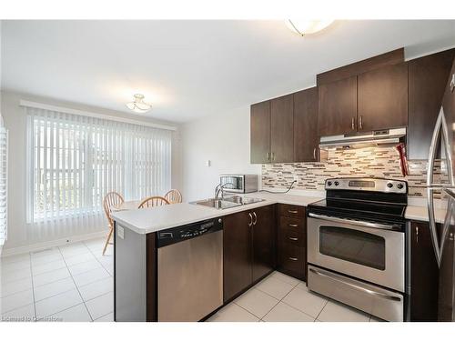 17 Lacorra Way, Brampton, ON - Indoor Photo Showing Kitchen With Stainless Steel Kitchen With Double Sink With Upgraded Kitchen