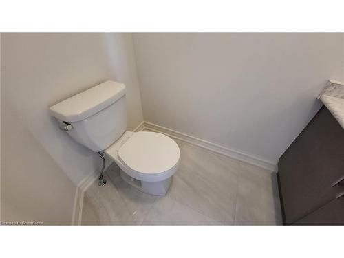 47 Gledhill Crescent, Cambridge, ON - Indoor Photo Showing Bathroom