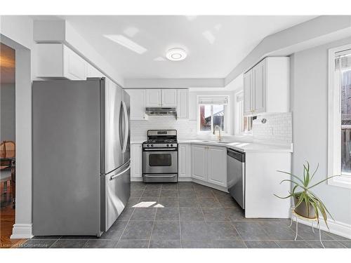 1448 Forest Street, Innisfil, ON - Indoor Photo Showing Kitchen