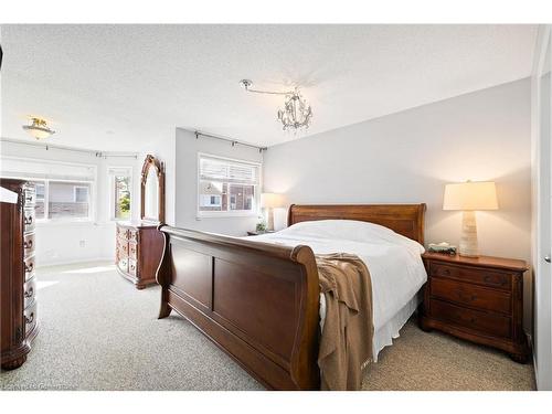 1448 Forest Street, Innisfil, ON - Indoor Photo Showing Bedroom