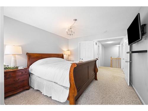 1448 Forest Street, Innisfil, ON - Indoor Photo Showing Bedroom