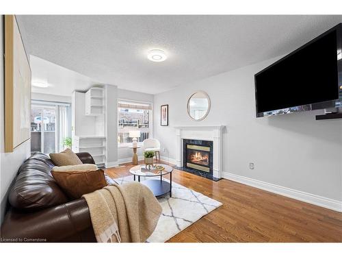 1448 Forest Street, Innisfil, ON - Indoor Photo Showing Living Room With Fireplace