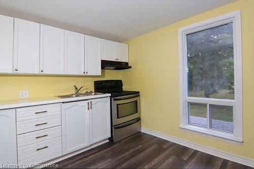 707 Niagara Boulevard, Fort Erie, ON - Indoor Photo Showing Kitchen