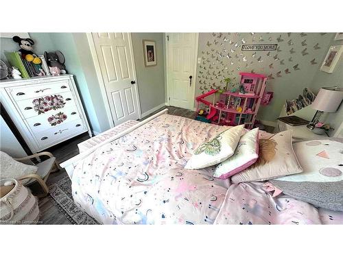 510 Thelma Street, Burlington, ON - Indoor Photo Showing Bedroom