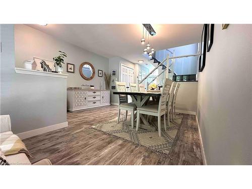 510 Thelma Street, Burlington, ON - Indoor Photo Showing Dining Room