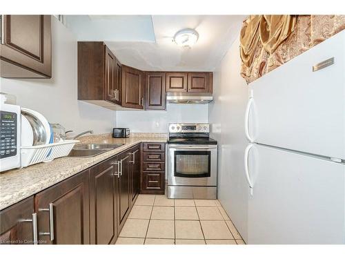 1 Sage Court, Brampton, ON - Indoor Photo Showing Kitchen With Double Sink