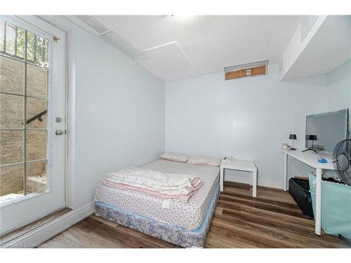 1 Sage Court, Brampton, ON - Indoor Photo Showing Bedroom