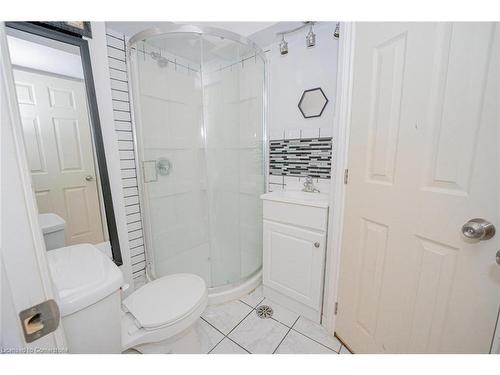 82 Trowbridge Street, Woolwich, ON - Indoor Photo Showing Bathroom