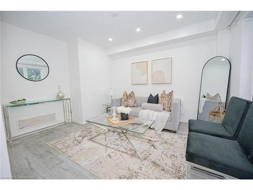 82 Trowbridge Street, Woolwich, ON - Indoor Photo Showing Living Room