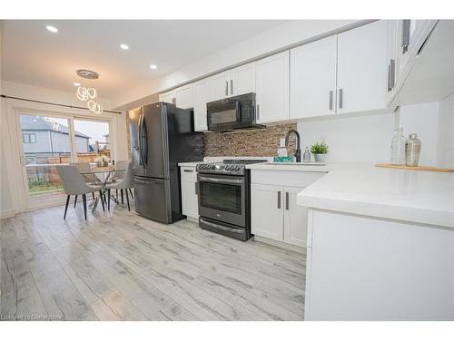 82 Trowbridge Street, Woolwich, ON - Indoor Photo Showing Kitchen With Upgraded Kitchen