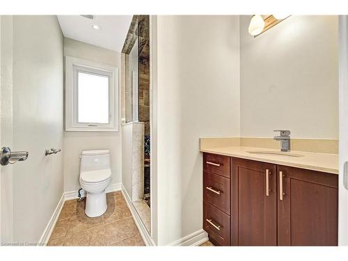 301 Christina Avenue, Hamilton, ON - Indoor Photo Showing Bathroom