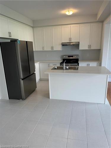 143 Cole Terrace, Woodstock, ON - Indoor Photo Showing Kitchen With Double Sink