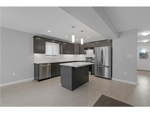 15 Laurent Avenue, Welland, ON - Indoor Photo Showing Kitchen With Stainless Steel Kitchen With Upgraded Kitchen