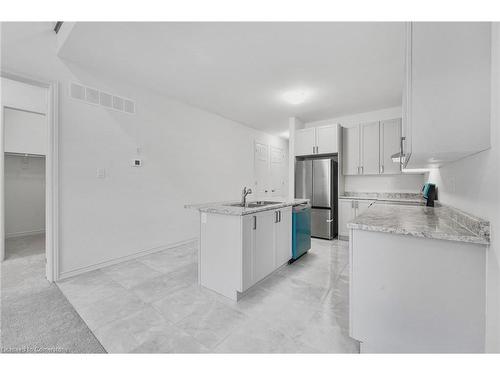 46 Dass Drive W, Centre Wellington, ON - Indoor Photo Showing Kitchen