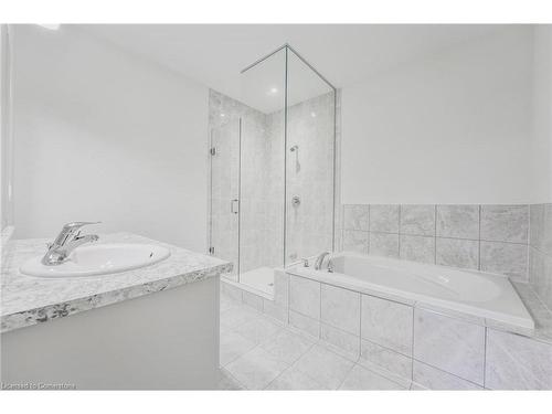 46 Dass Drive W, Centre Wellington, ON - Indoor Photo Showing Bathroom