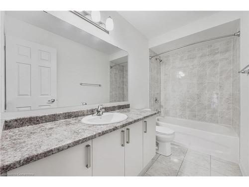 46 Dass Drive W, Centre Wellington, ON - Indoor Photo Showing Bathroom