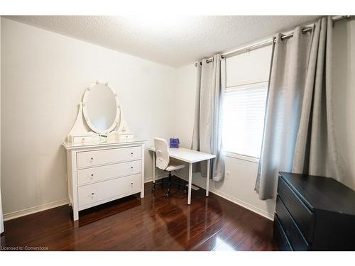 5431 Sundial Road, Burlington, ON - Indoor Photo Showing Other Room