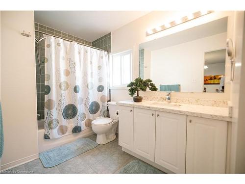 5431 Sundial Road, Burlington, ON - Indoor Photo Showing Bathroom