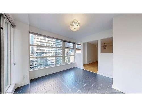 1704-50 Lombard Street, Toronto, ON - Indoor Photo Showing Other Room