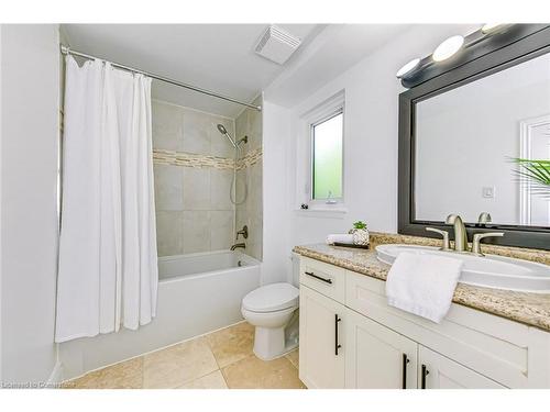 1306 Napier Crescent, Oakville, ON - Indoor Photo Showing Bathroom