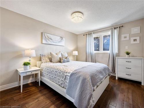 3 Borodino Court, Hamilton, ON - Indoor Photo Showing Bedroom