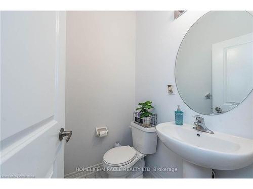 17 Bachelor Street Street, Brampton, ON - Indoor Photo Showing Bathroom