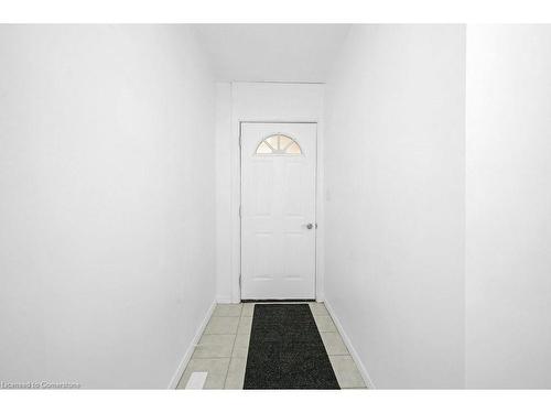 442 Mary Street, Hamilton, ON - Indoor Photo Showing Other Room