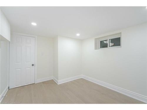 139 Gladstone Avenue, Oshawa, ON - Indoor Photo Showing Other Room